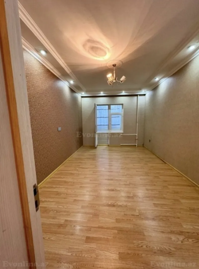 Satılır 2 otaqlı Mənzil Köhnə tikili 50 m² İnşaatçılar m. - şəkil 2