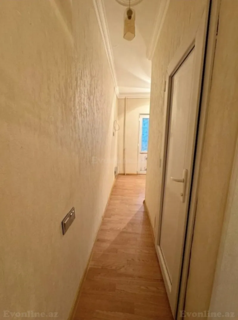 Satılır 2 otaqlı Mənzil Köhnə tikili 50 m² İnşaatçılar m. - şəkil 7