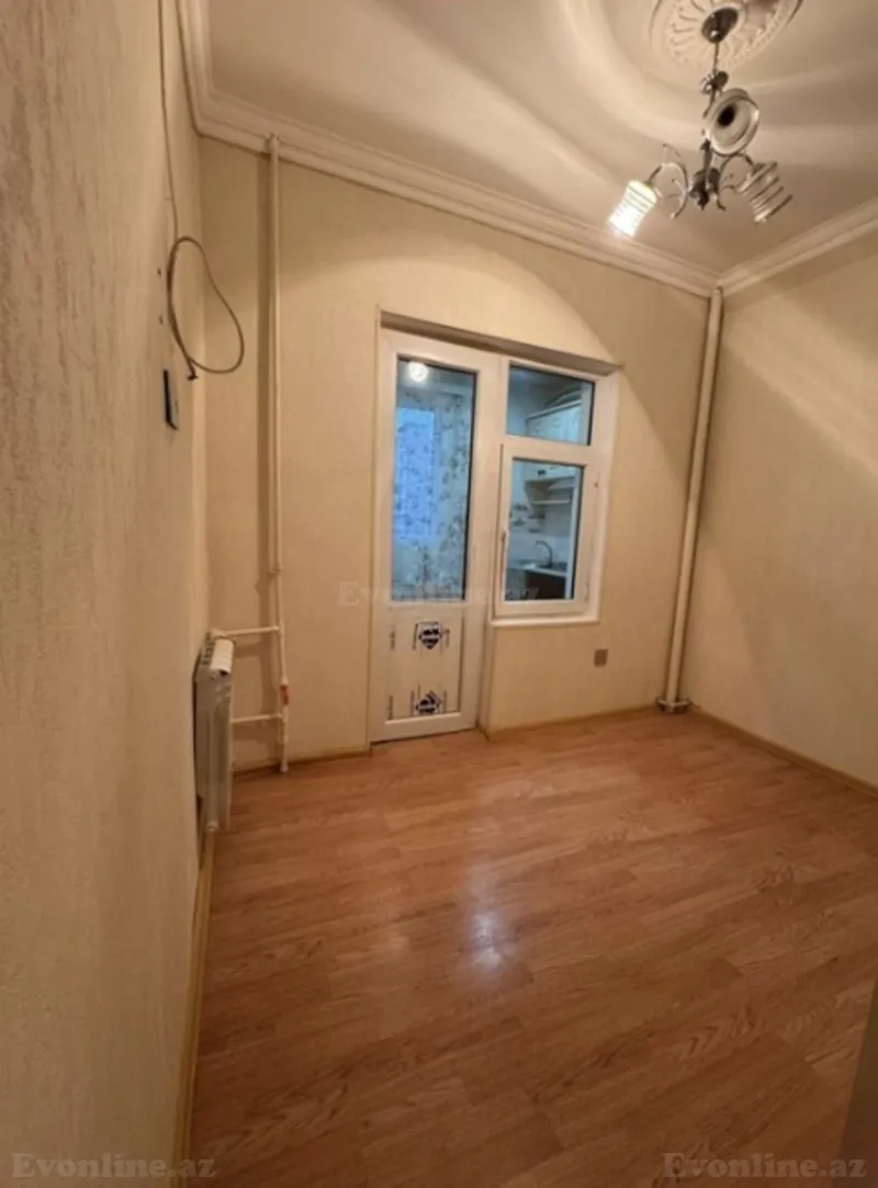 Satılır 2 otaqlı Mənzil Köhnə tikili 50 m² İnşaatçılar m. - şəkil 8