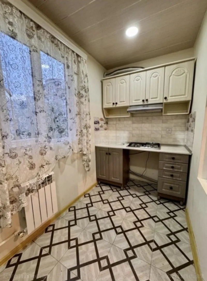 Satılır 2 otaqlı Mənzil Köhnə tikili 50 m² İnşaatçılar m. - şəkil 10