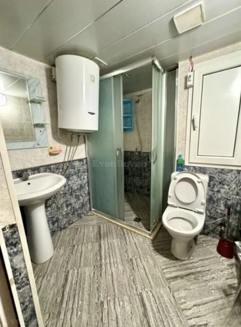 Satılır 2 otaqlı Mənzil Köhnə tikili 50 m² İnşaatçılar m. - şəkil 11