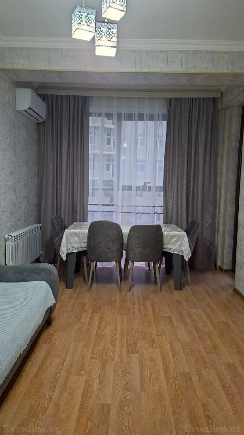 3 otaqlı Mənzil 80 m² 28 May m. Kirayə verilir
