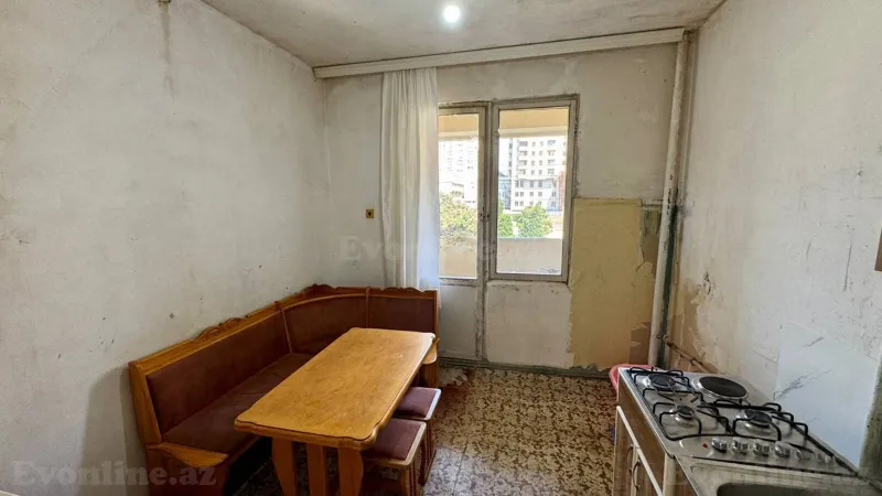 Satılır 3 otaqlı Mənzil Köhnə tikili 75 m² Yeni Günəşli - şəkil 18