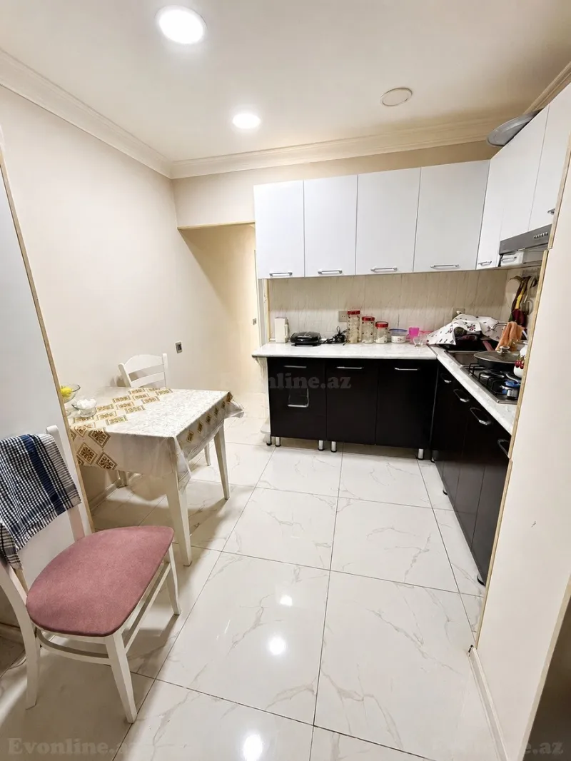 Satılır 5 otaqlı Mənzil Yeni tikili 105 m² İnşaatçılar m. - şəkil 15