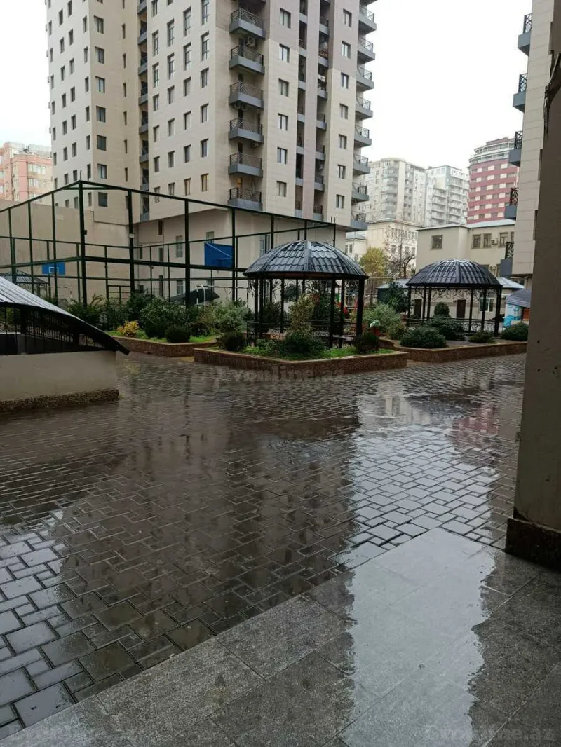Satılır 4 otaqlı Mənzil Yeni tikili 193 m² Nəsimi r. - şəkil 3