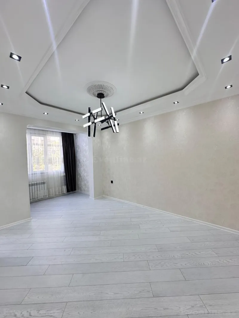 Satılır 2 otaqlı Mənzil Köhnə tikili 60 m² Memar Əcəmi m. - şəkil 3