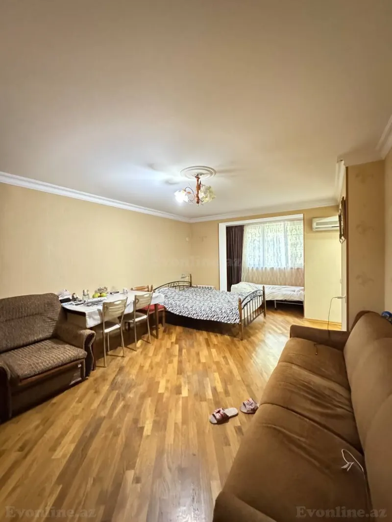 1 otaqlı Mənzil 33 m² Elmlər Akademiyası m. Satılır