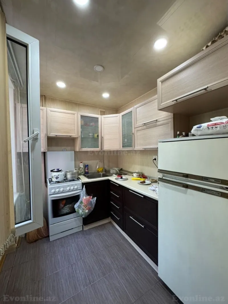 Satılır 1 otaqlı Mənzil Köhnə tikili 33 m² Elmlər Akademiyası m. - şəkil 4