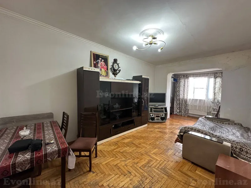 Satılır 3 otaqlı Mənzil Köhnə tikili 80 m² Xalqlar Dostluğu m. - şəkil 4
