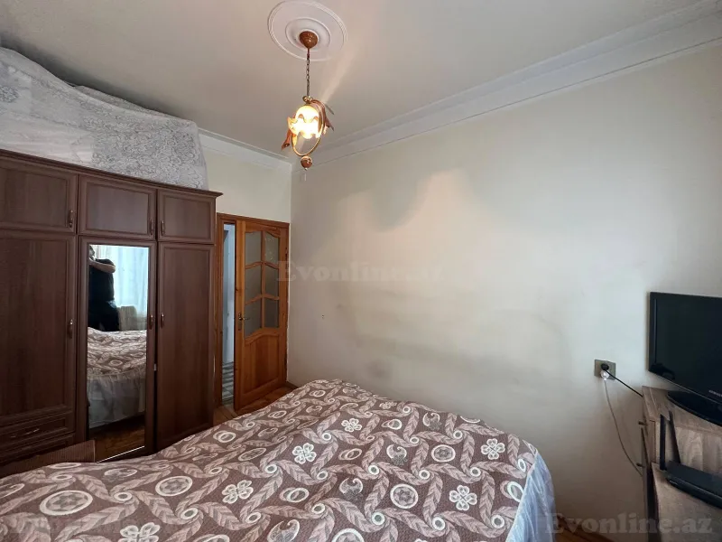 Satılır 3 otaqlı Mənzil Köhnə tikili 80 m² Xalqlar Dostluğu m. - şəkil 11