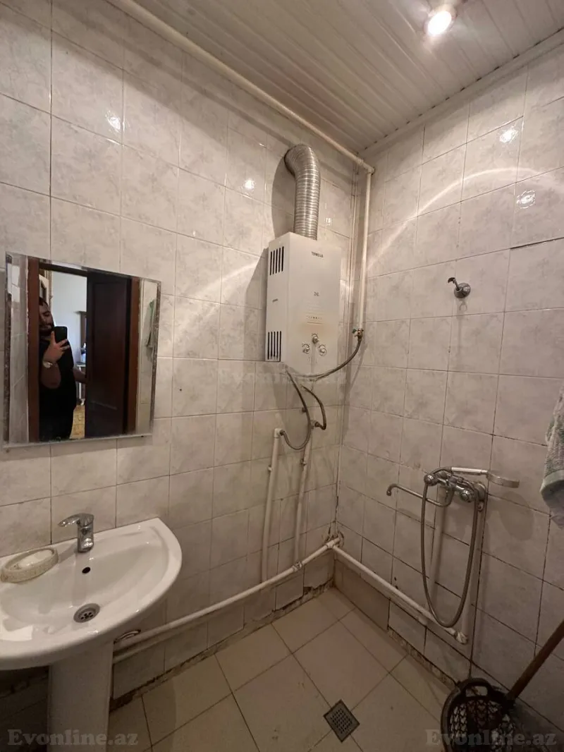 Satılır 3 otaqlı Mənzil Köhnə tikili 80 m² Xalqlar Dostluğu m. - şəkil 17