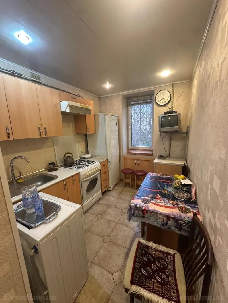 2 otaqlı Mənzil 50 m² Nizami m. Kirayə verilir
