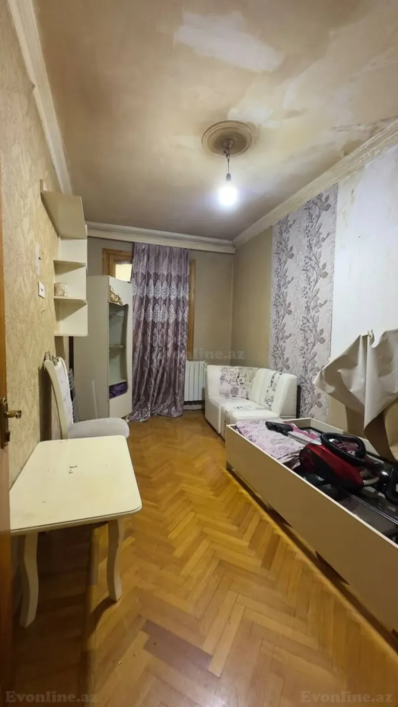 Satılır 3 otaqlı Mənzil Köhnə tikili 75 m² Memar Əcəmi m. - şəkil 6