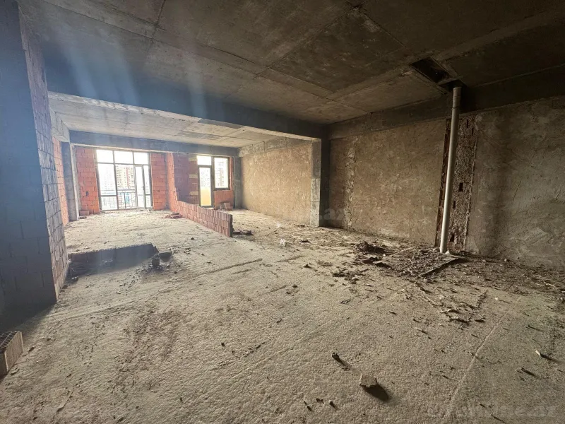 Satılır 4 otaqlı Mənzil Yeni tikili 148 m² 28 May m. - şəkil 2