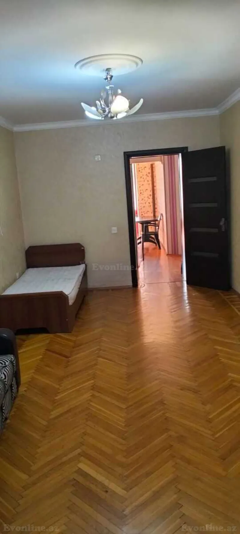 Kirayə verilir 2 otaqlı Mənzil Köhnə tikili 56 m² Elmlər Akademiyası m. - şəkil 2