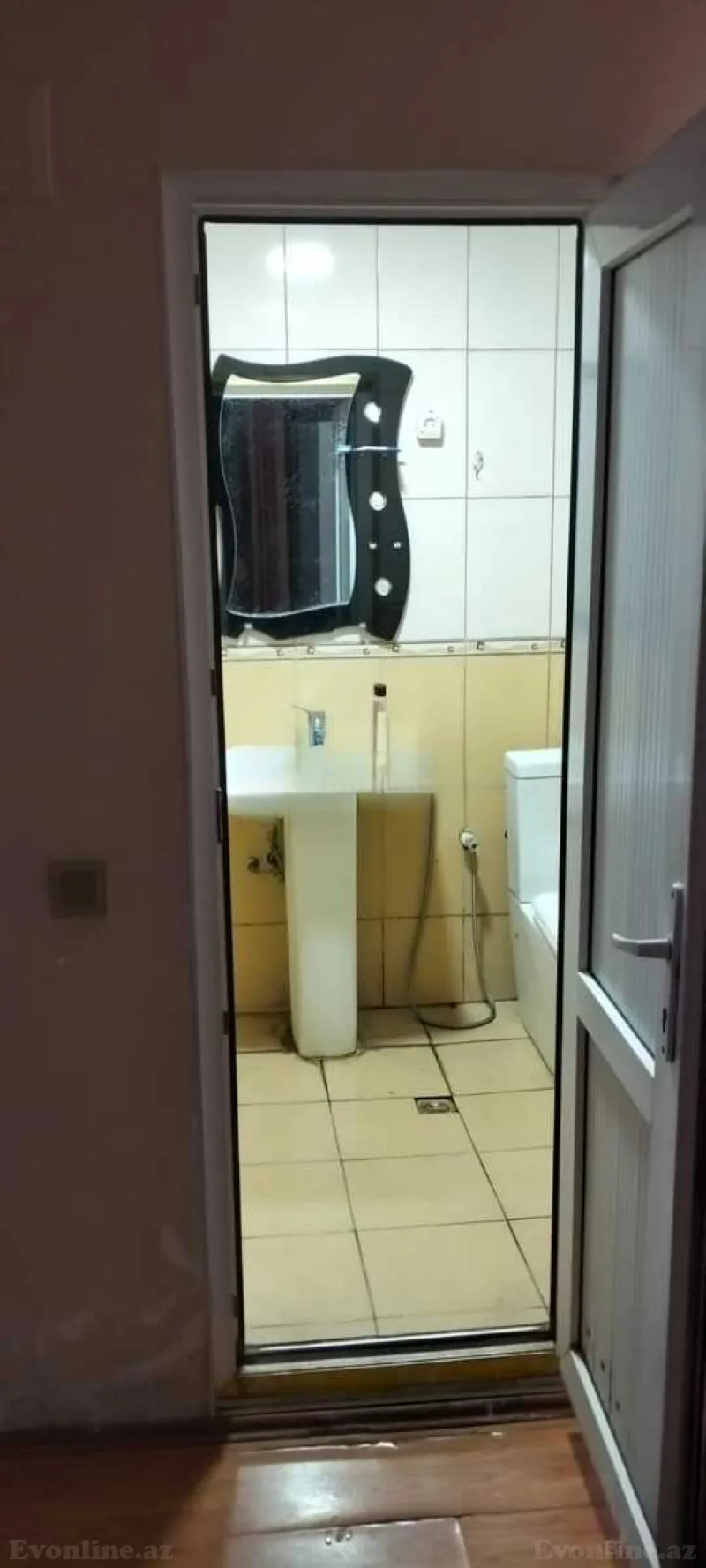 Kirayə verilir 2 otaqlı Mənzil Köhnə tikili 56 m² Elmlər Akademiyası m. - şəkil 9