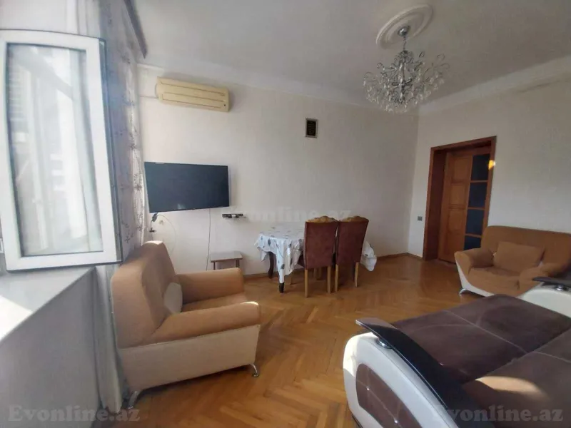 2 otaqlı Mənzil 60 m² 28 May m. Kirayə verilir