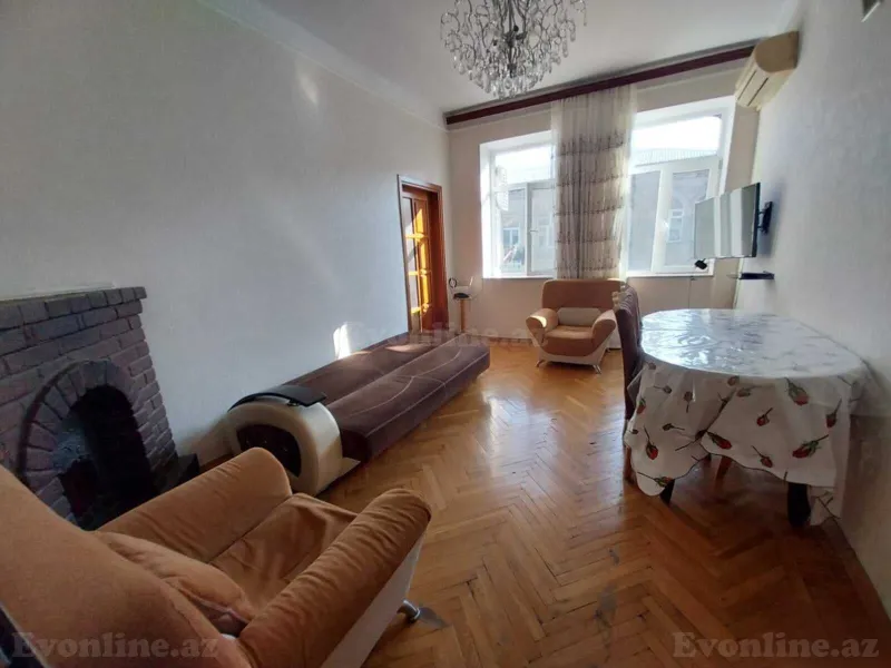 Kirayə verilir 2 otaqlı Mənzil Köhnə tikili 60 m² 28 May m. - şəkil 2