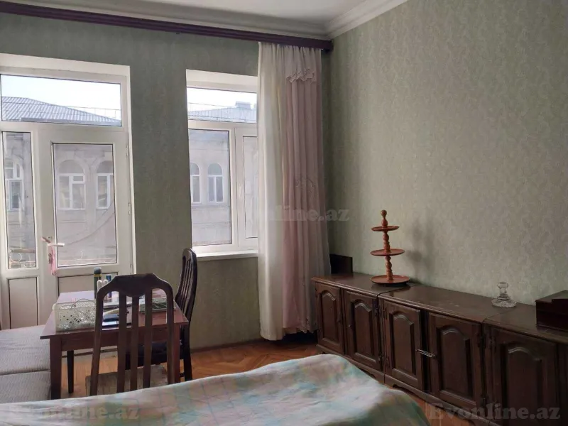 Kirayə verilir 2 otaqlı Mənzil Köhnə tikili 60 m² 28 May m. - şəkil 8