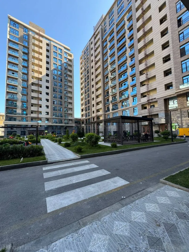 Satılır 3 otaqlı Mənzil Yeni tikili 119 m² Nizami m. - şəkil 2
