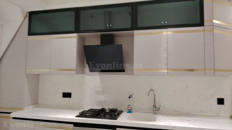 Kirayə verilir 3 otaqlı Mənzil Yeni tikili 117 m² 8 Noyabr m. - şəkil 9