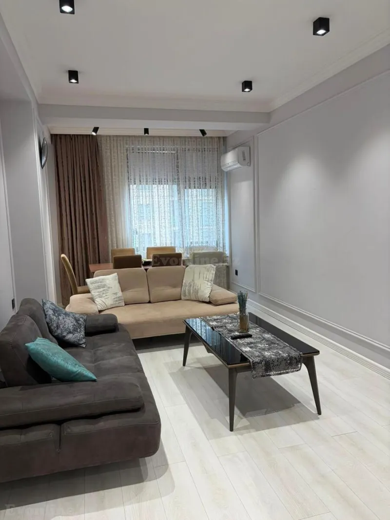 Satılır 3 otaqlı Mənzil Yeni tikili 118 m² 28 May m. - şəkil 2