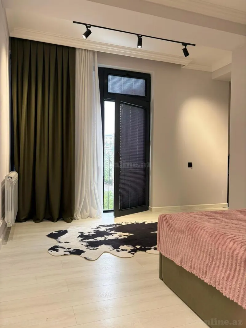 Satılır 3 otaqlı Mənzil Yeni tikili 118 m² 28 May m. - şəkil 6