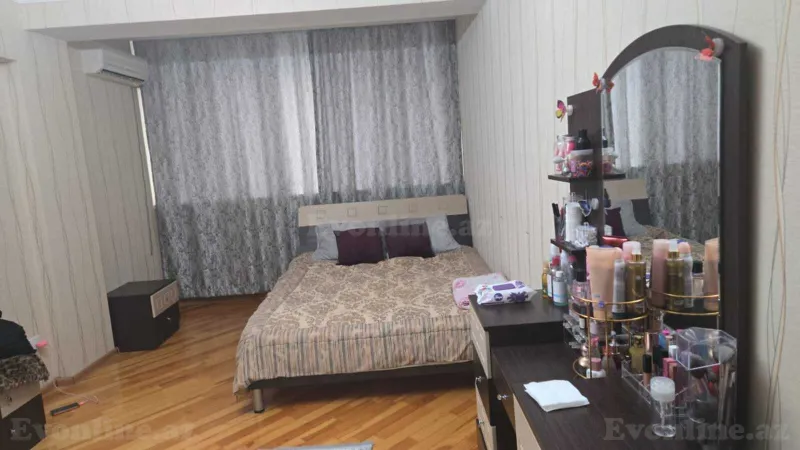 Satılır 3 otaqlı Mənzil Köhnə tikili 90 m² İnşaatçılar m. - şəkil 6