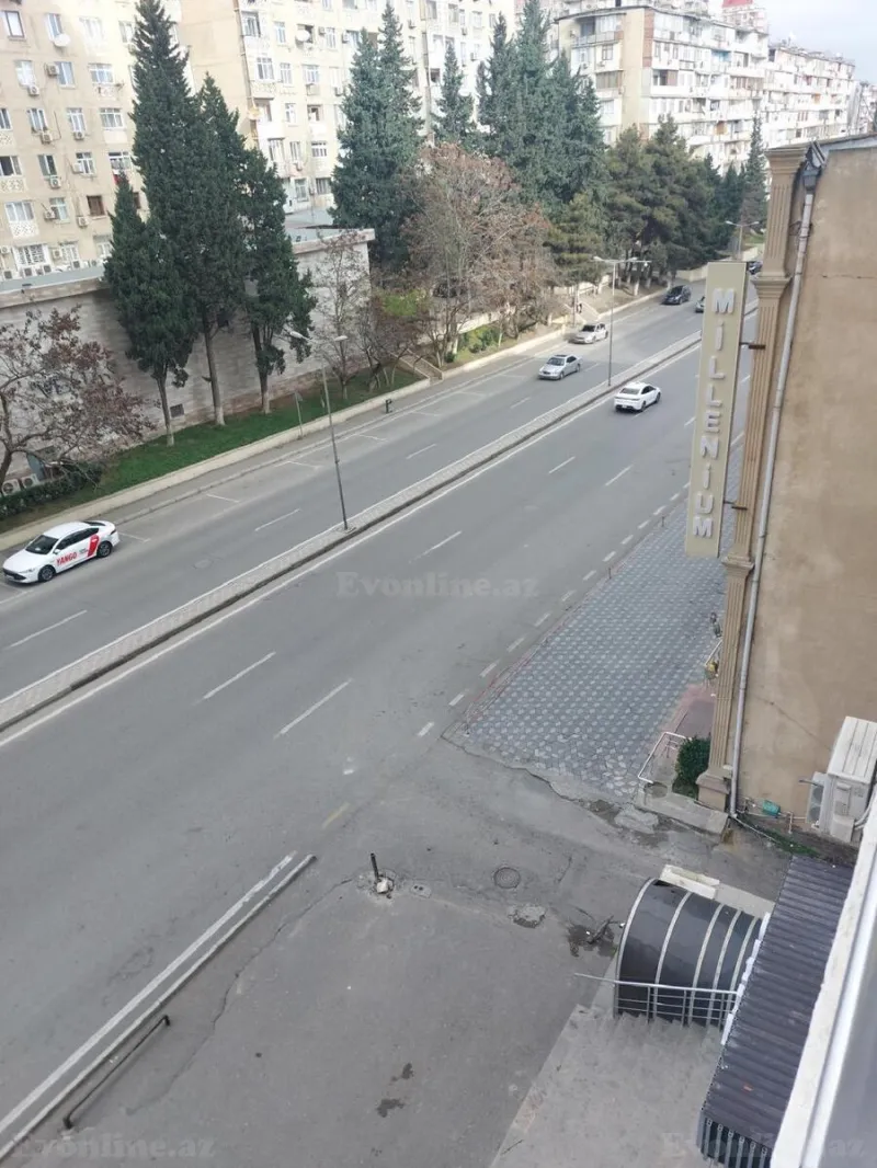 3 otaqlı Mənzil 93 m² Memar Əcəmi m. Satılır