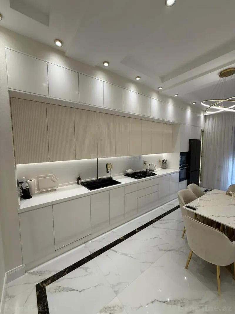 Satılır 4 otaqlı Mənzil Yeni tikili 190 m² Xətai r. - şəkil 9