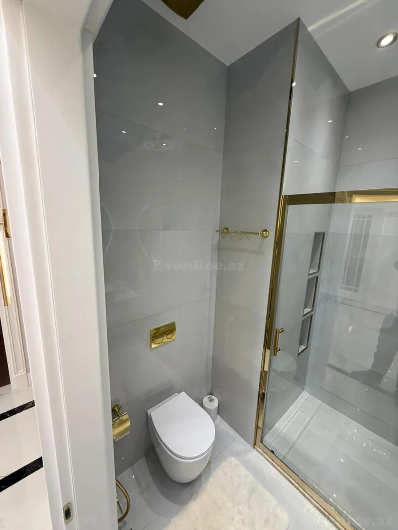 Satılır 4 otaqlı Mənzil Yeni tikili 190 m² Xətai r. - şəkil 13