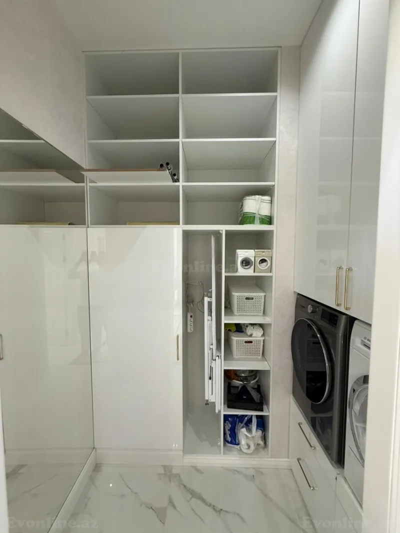 Satılır 4 otaqlı Mənzil Yeni tikili 190 m² Xətai r. - şəkil 19