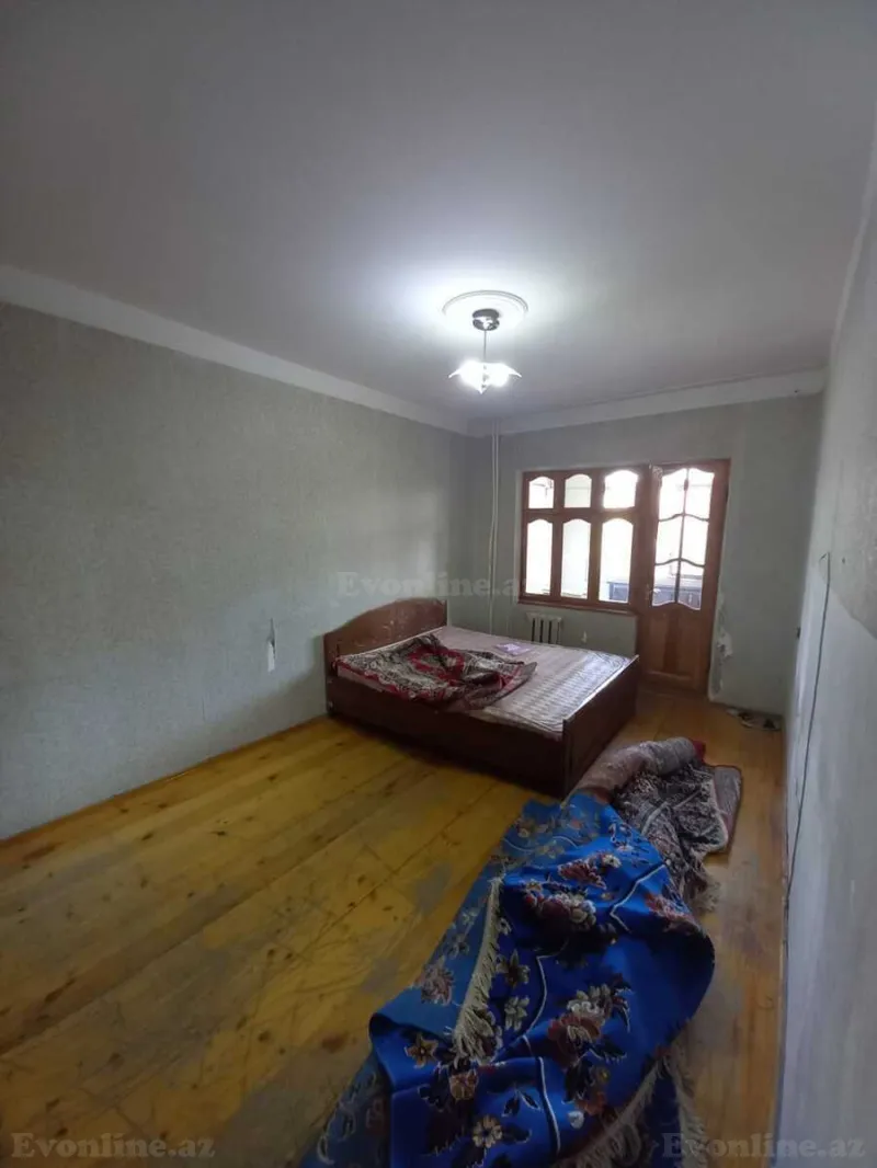 Kirayə verilir 3 otaqlı Mənzil Köhnə tikili 80 m² Azadlıq prospekti m. - şəkil 2