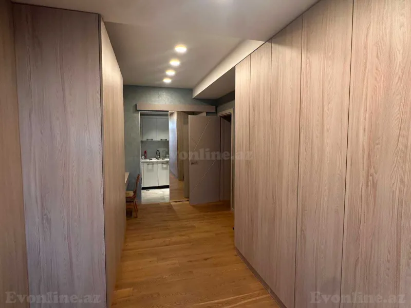 Kirayə verilir 5 otaqlı Mənzil Yeni tikili 250 m² Nizami m. - şəkil 8