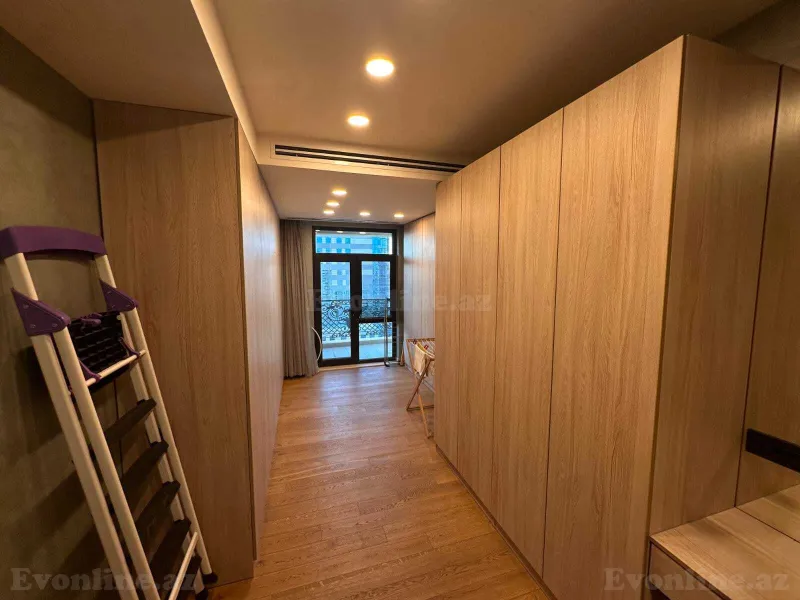 Kirayə verilir 5 otaqlı Mənzil Yeni tikili 250 m² Nizami m. - şəkil 17