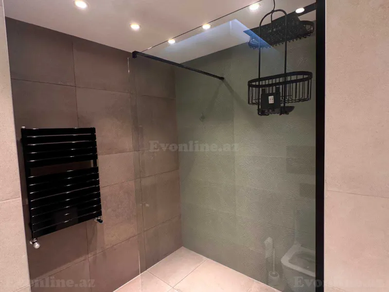 Kirayə verilir 5 otaqlı Mənzil Yeni tikili 250 m² Nizami m. - şəkil 19