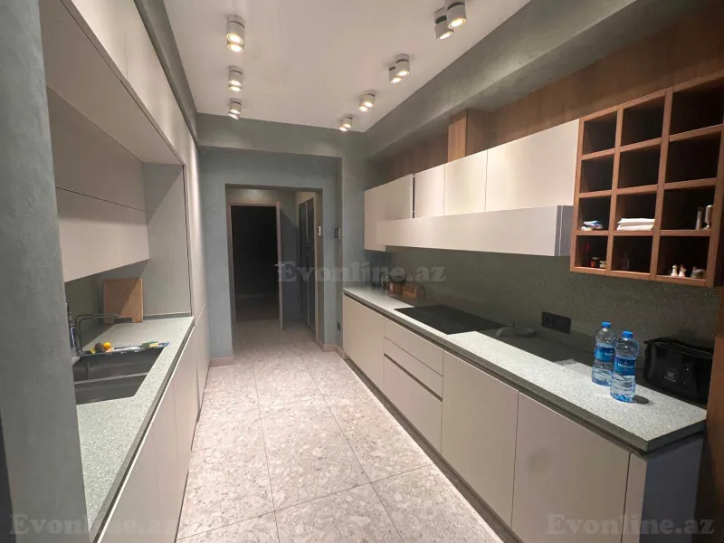 Kirayə verilir 5 otaqlı Mənzil Yeni tikili 250 m² Nizami m. - şəkil 29