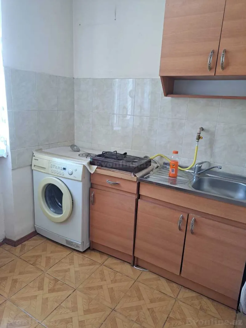 Kirayə verilir 1 otaqlı Mənzil Köhnə tikili 35 m² Elmlər Akademiyası m. - şəkil 8