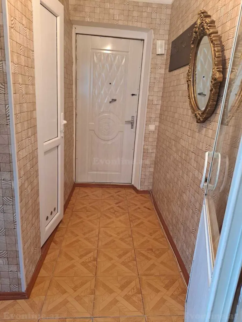 Kirayə verilir 1 otaqlı Mənzil Köhnə tikili 35 m² Elmlər Akademiyası m. - şəkil 9