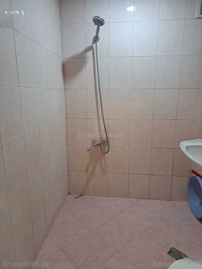 Kirayə verilir 1 otaqlı Mənzil Köhnə tikili 35 m² Elmlər Akademiyası m. - şəkil 11