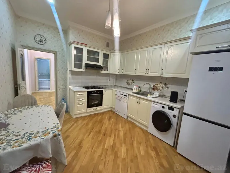 Kirayə verilir 2 otaqlı Mənzil Yeni tikili 80 m² Nəsimi r. - şəkil 5