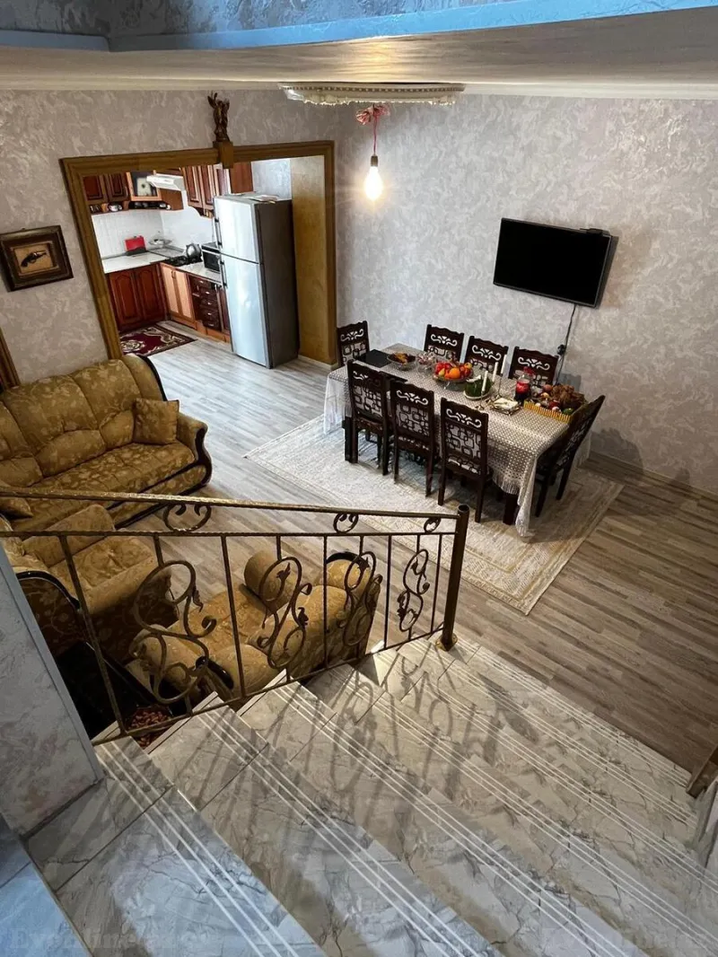 Satılır 7 otaqlı Həyət evi 195 m² Zığ - şəkil 2