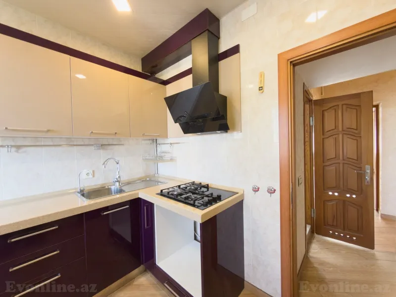 Satılır 2 otaqlı Mənzil Köhnə tikili 65 m² Azadlıq prospekti m. - şəkil 4