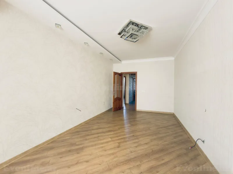 Satılır 2 otaqlı Mənzil Köhnə tikili 65 m² Azadlıq prospekti m. - şəkil 11