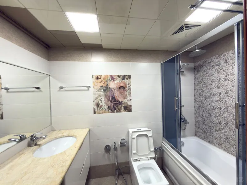 Satılır 2 otaqlı Mənzil Köhnə tikili 65 m² Azadlıq prospekti m. - şəkil 24