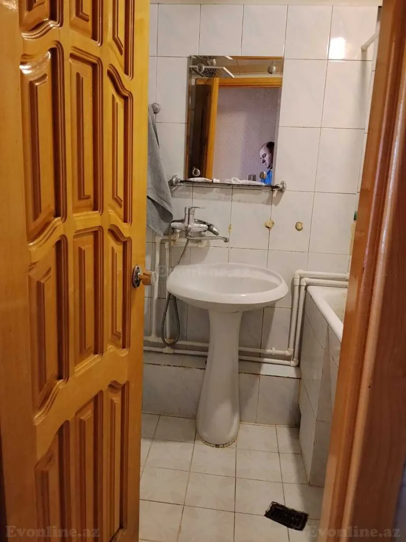 Satılır 3 otaqlı Mənzil Köhnə tikili 85 m² Neftçilər m. - şəkil 13