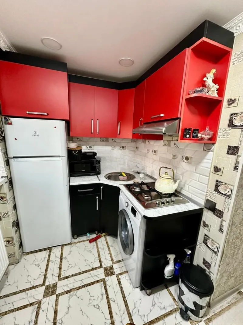 Satılır 3 otaqlı Mənzil Köhnə tikili 75 m² Qara Qarayev m. - şəkil 10