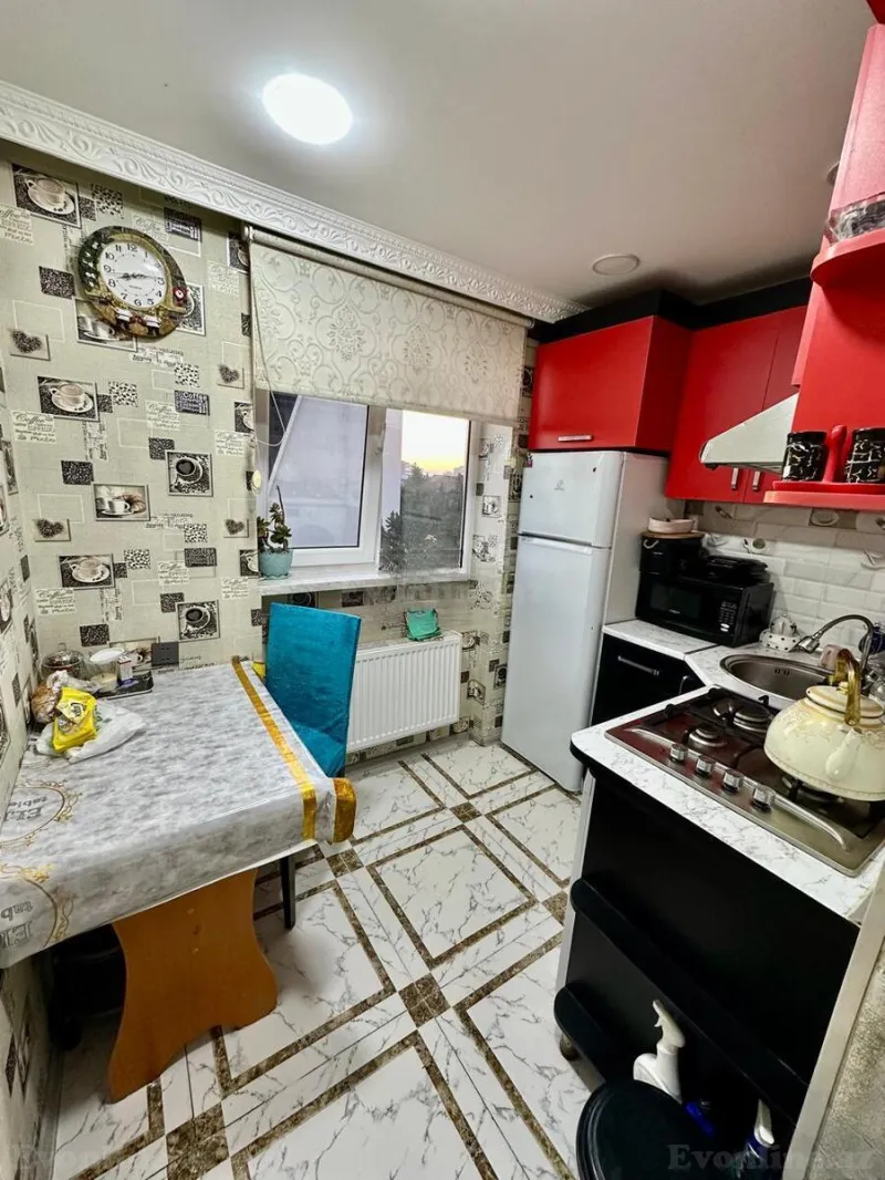 Satılır 3 otaqlı Mənzil Köhnə tikili 75 m² Qara Qarayev m. - şəkil 11