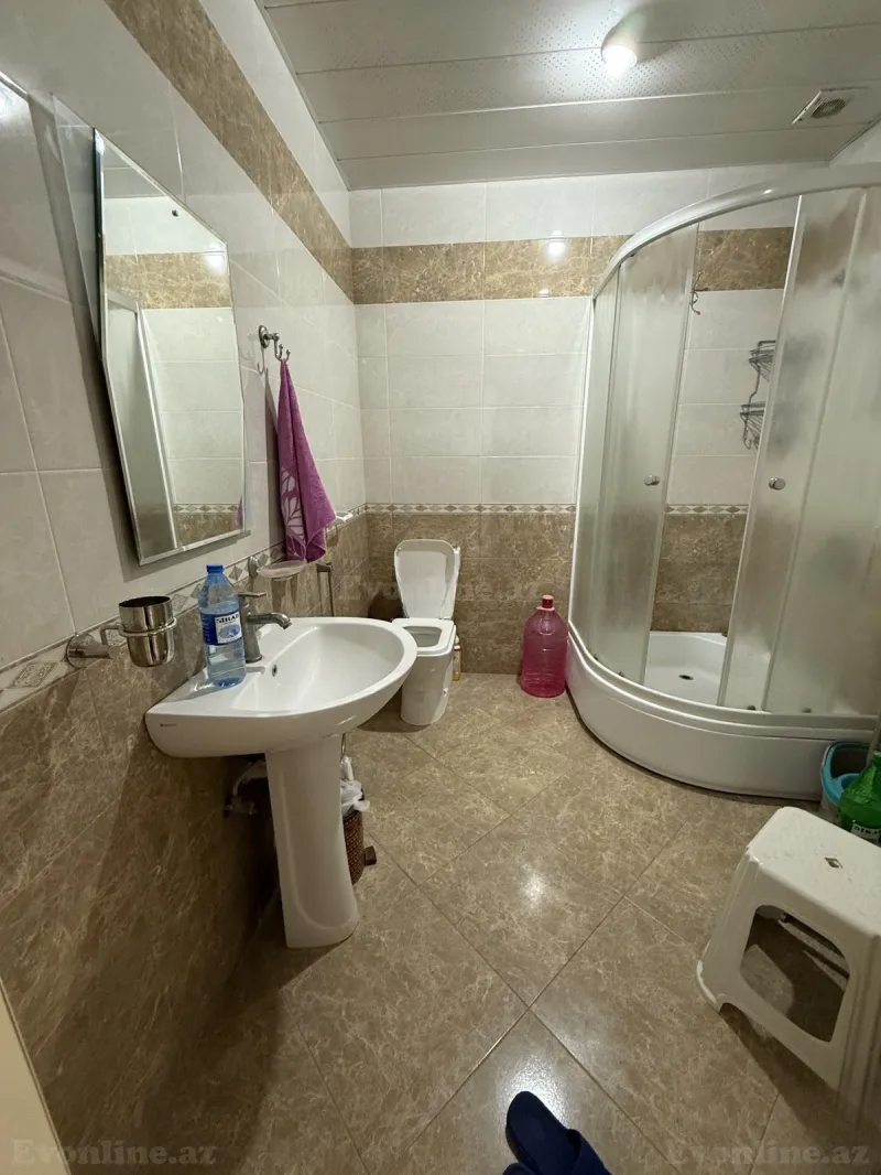 Kirayə verilir 2 otaqlı Mənzil Yeni tikili 60 m² Qara Qarayev m. - şəkil 13