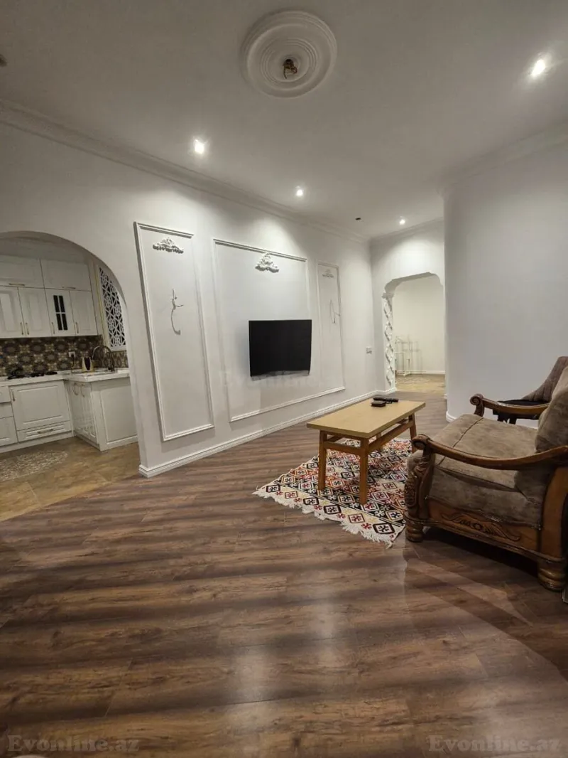 Satılır 2 otaqlı Mənzil Yeni tikili 64 m² 8 Noyabr m. - şəkil 2